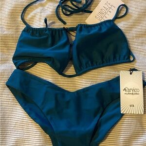 NWT Sundaze Swimwear Teal Bikini Set size small